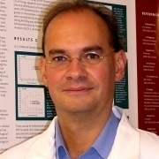 Portrait von Dr. Kristjan Plätzer