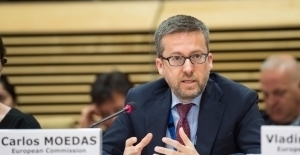Portrait of Carlos Moedas from the European Commission